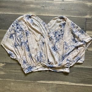 Free People || Flowy Floral Boho Top Size M